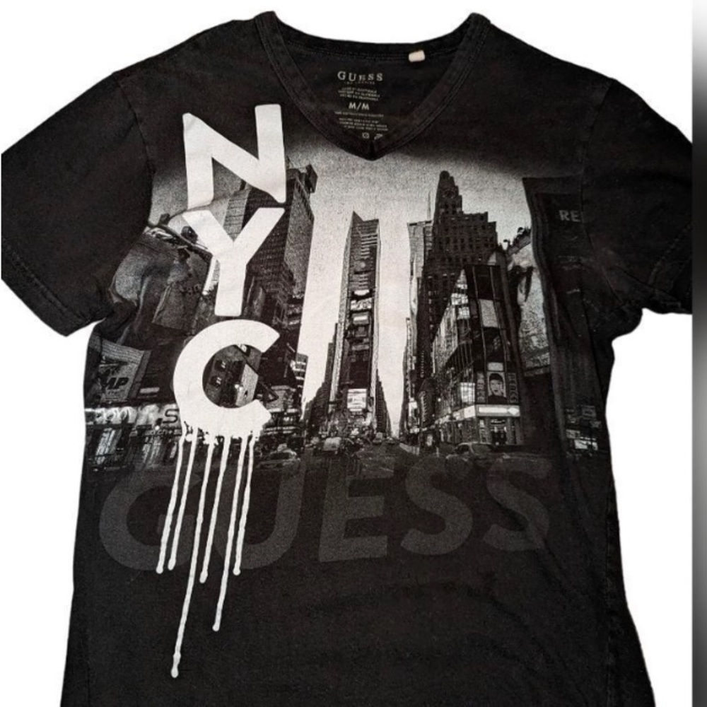 Men's GUESS black graphic short sleeve T-shirt